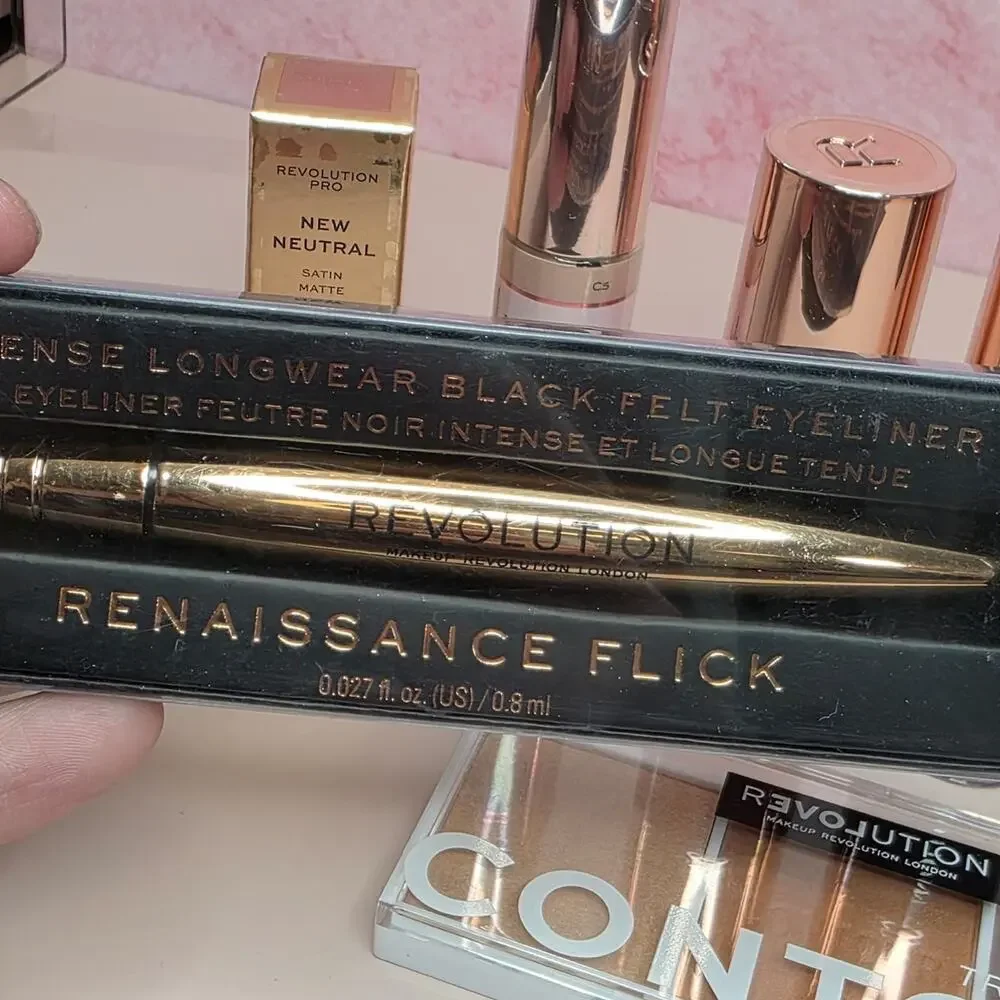 Revolution Make up Bundle!